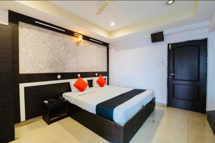 Hôtel Seasons Residency à Bangalore Extérieur photo